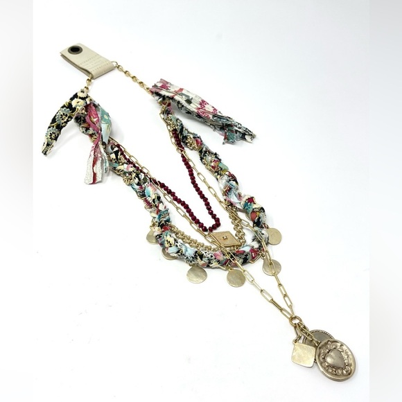 New Anthropologie Aspen Stone Layered Necklace Gold Charm Textile - Picture 4 of 9